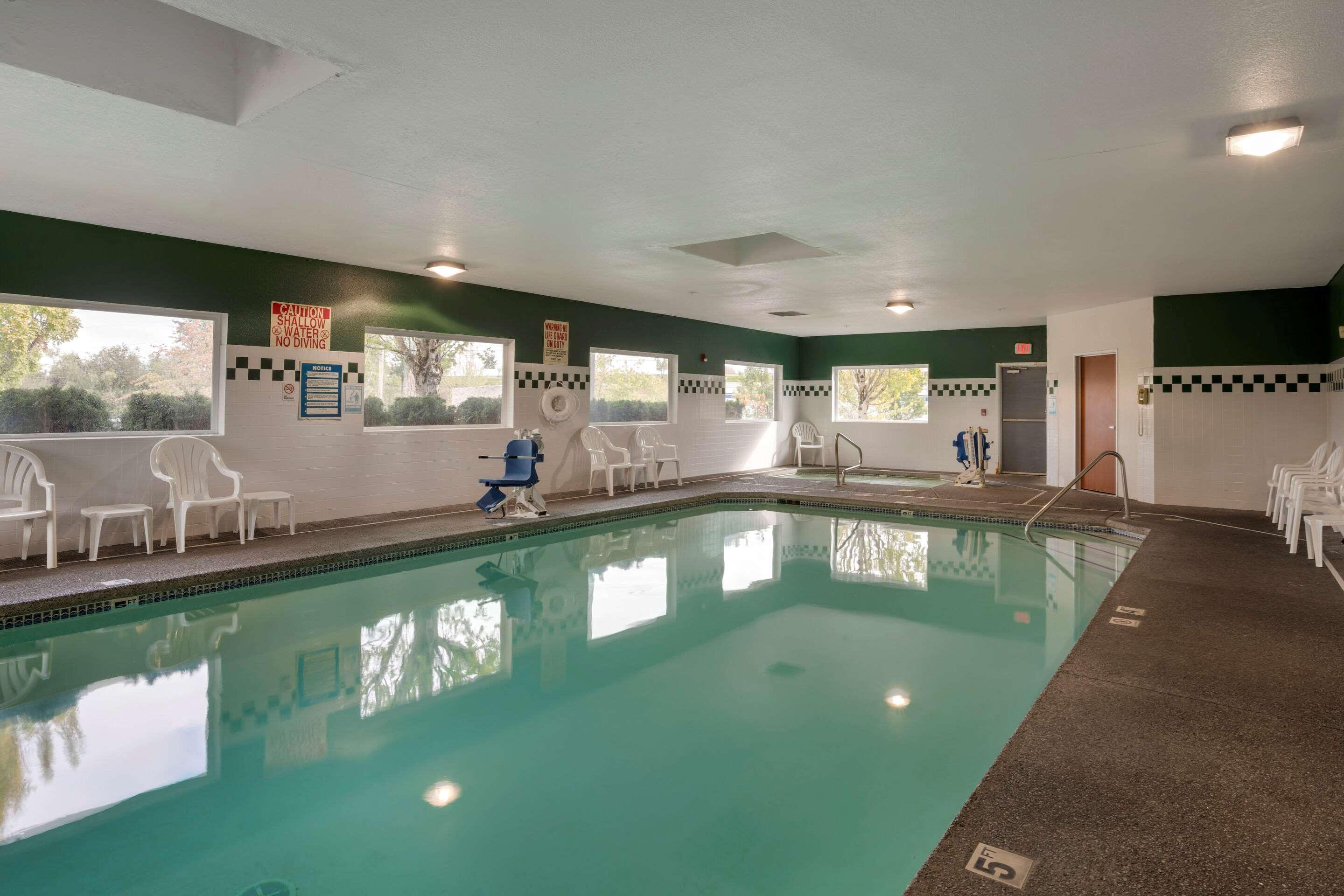 Comfort & Hotel Salem